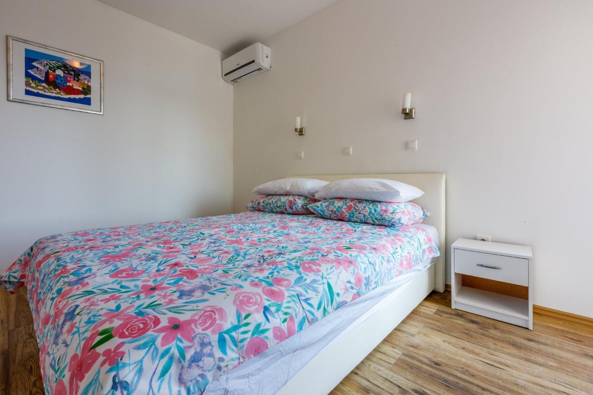 Melanie Apartment Crikvenica Exterior photo